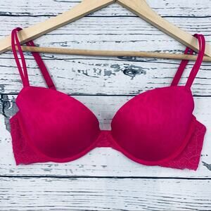 PINK Victoria’s Secret hot pink push-up plunge